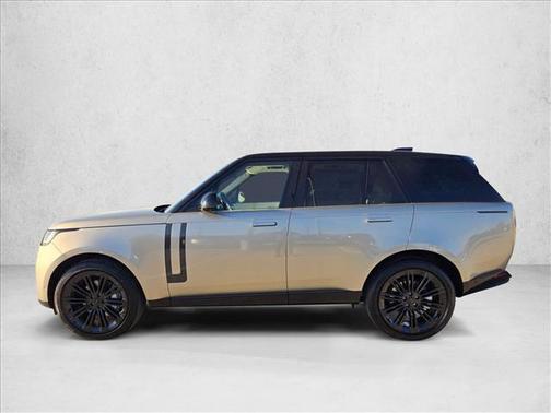 Batumi Gold Premium Metallic 2026 Land Rover Range Rover P400 SE