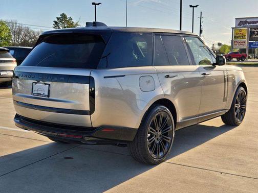 2026 Land Rover Range Rover P400 SE