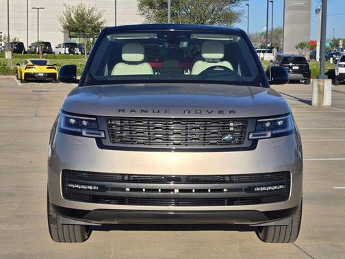 2026 Land Rover Range Rover P400 SE