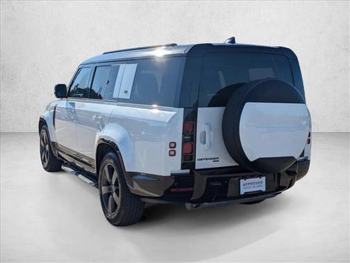 2023 Land Rover Defender 130 X-Dynamic SE