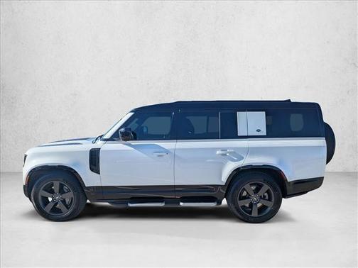 2023 Land Rover Defender 130 X-Dynamic SE