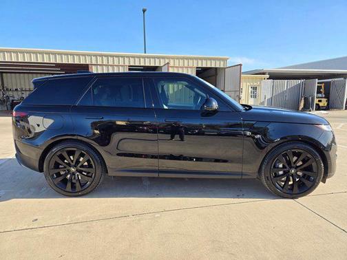 2024 Land Rover Range Rover Sport SE