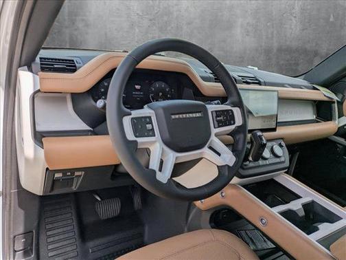 2025 Land Rover Defender 110 P300