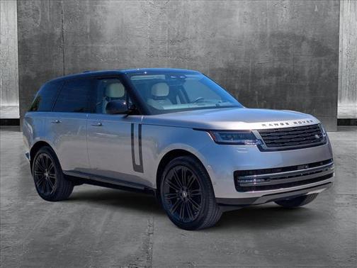2025 Land Rover Range Rover P400 SE