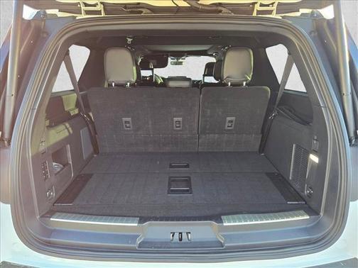 Ceramic Pearl Metallic Tri-Coat 2022 Lincoln Navigator Reserve