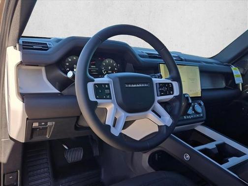 2026 Land Rover Defender P400 X-Dynamic SE