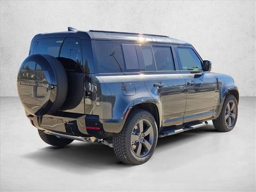 2026 Land Rover Defender P400 X-Dynamic SE