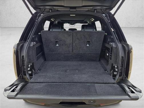 2023 Land Rover Range Rover P530 SE
