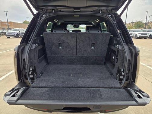 2023 Land Rover Range Rover P530 SE