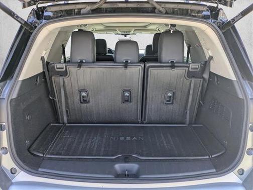 2022 Nissan Pathfinder Platinum 4WD
