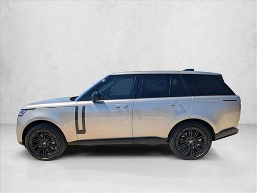 2025 Land Rover Range Rover P530 SE