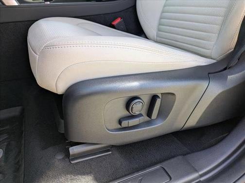 2025 Land Rover Discovery Sport S