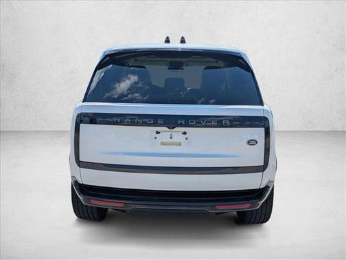 2023 Land Rover Range Rover P530 SE
