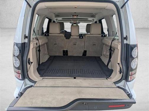 2016 Land Rover LR4 Base