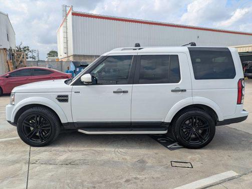 2016 Land Rover LR4 Base