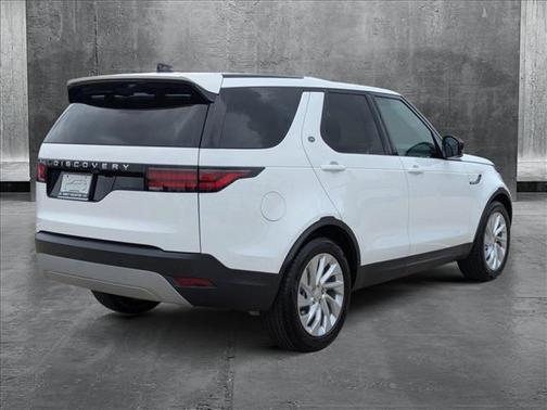 2025 Land Rover Discovery P300 S