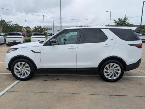 2025 Land Rover Discovery P300 S