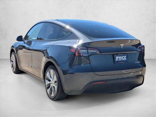 2024 Tesla Model Y Long Range Dual Motor All-Wheel Drive