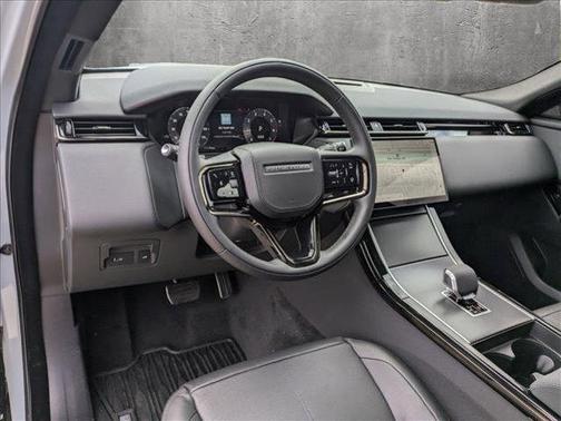2025 Land Rover Range Rover Velar P400 Dynamic SE