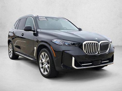 Black 2024 BMW X5 sDrive40i
