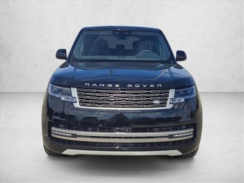2025 Land Rover Range Rover P530 SE 7 Seat