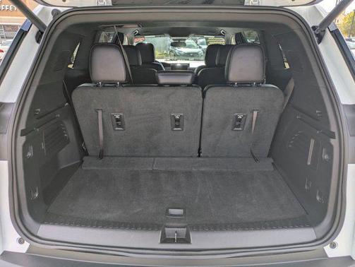 2024 GMC Acadia AWD Elevation