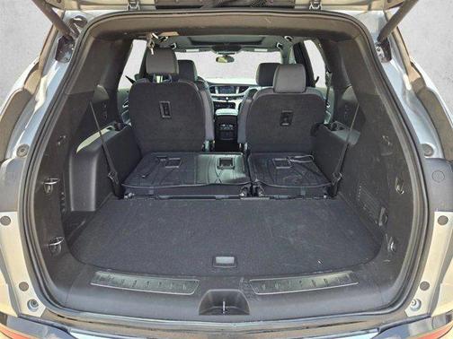 Moonstone Gray Metallic 2023 Buick Enclave Essence FWD