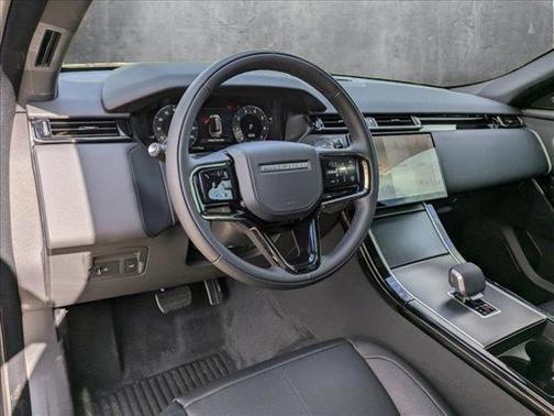 2025 Land Rover Range Rover Velar P400 Dynamic SE
