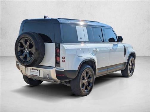 2024 Land Rover Defender 110 P300