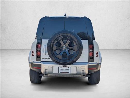 2024 Land Rover Defender 110 P300