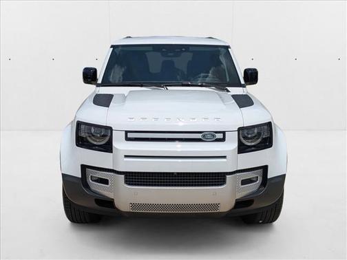 2025 Land Rover Defender 110 P300
