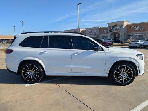 2023 Mercedes-Benz GLS 450 4MATIC