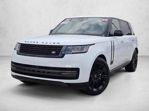Fuji White 2025 Land Rover Range Rover P400 SE 7 Seat