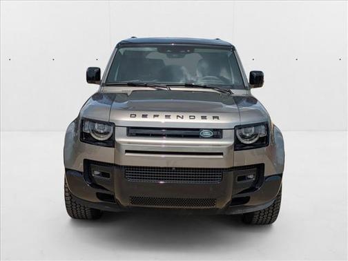 2025 Land Rover Defender 90 P400 X-Dynamic SE