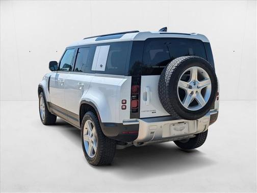 2021 Land Rover Defender 110 SE