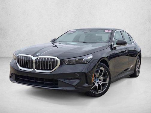Black 2024 BMW i5 eDrive40