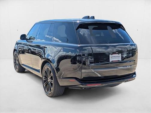 2025 Land Rover Range Rover P530 SE