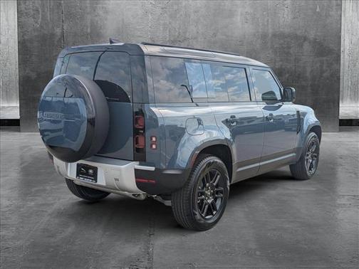 2025 Land Rover Defender 110 P300
