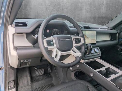 2025 Land Rover Defender 110 P300
