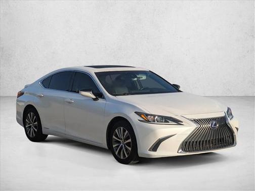 2019 Lexus ES 300h Base