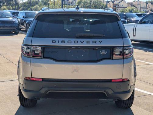 2022 Land Rover Discovery Sport S