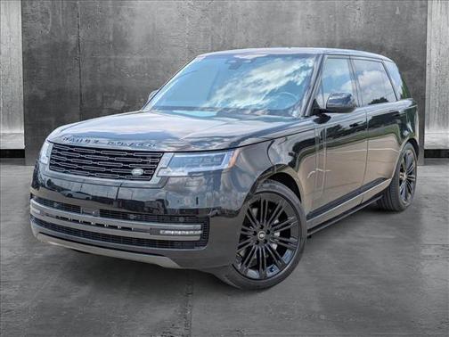 2025 Land Rover Range Rover P400 SE 7 Seat