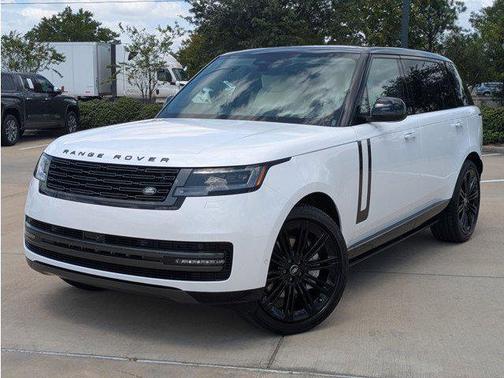 2025 Land Rover Range Rover P530 SE 7 Seat