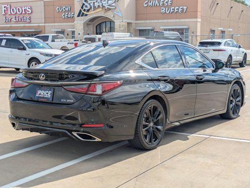 2022 Lexus ES 350 F Sport