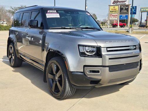 2024 Land Rover Defender 110 P400 X-Dynamic SE