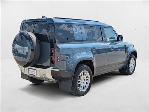 2024 Land Rover Defender 110 P300