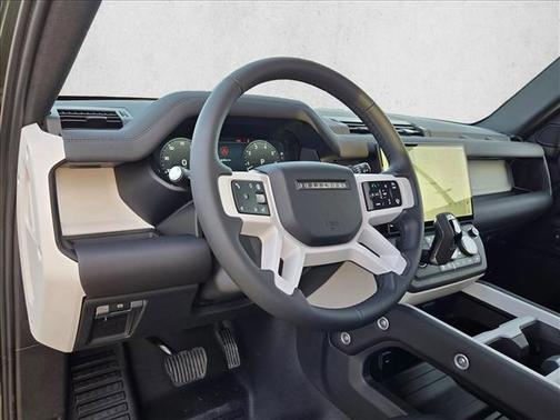 2026 Land Rover Defender P400 X-Dynamic SE