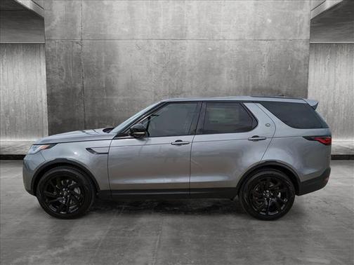 2024 Land Rover Discovery P300 S