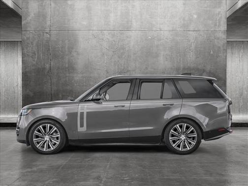 2025 Land Rover Range Rover P550e SE