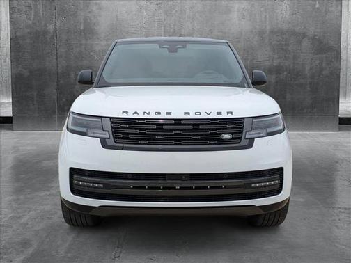 2025 Land Rover Range Rover P530 SE